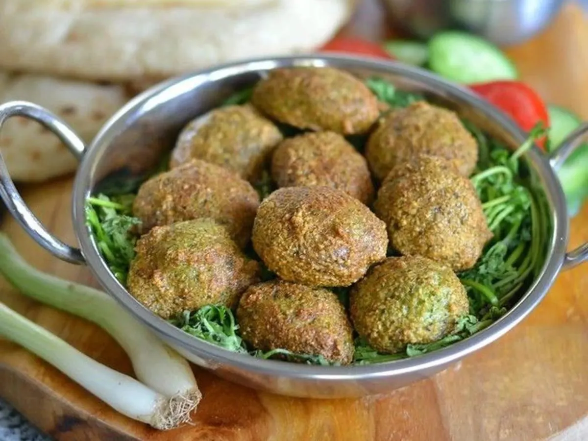 10 - Pieces Falafel