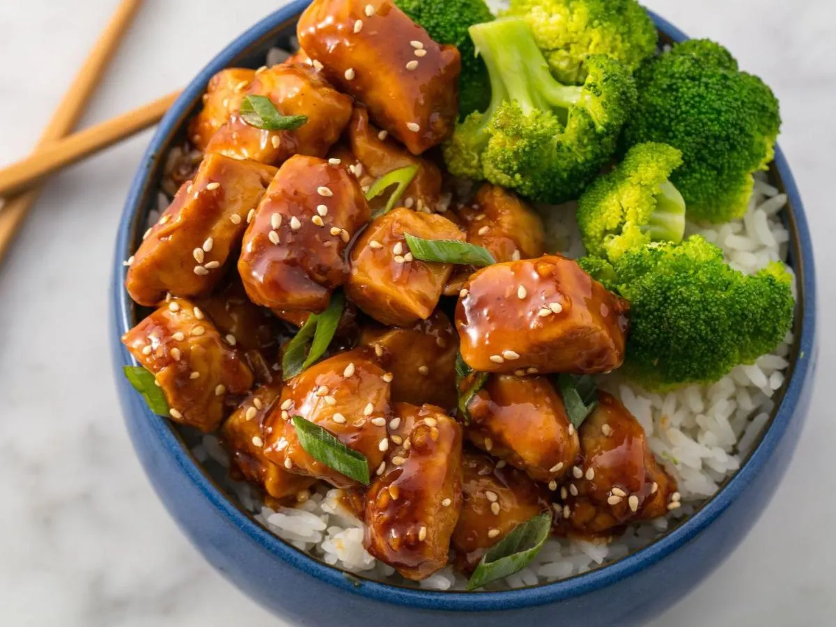 Spicy Chicken Teriyaki With White Rice and Veggies