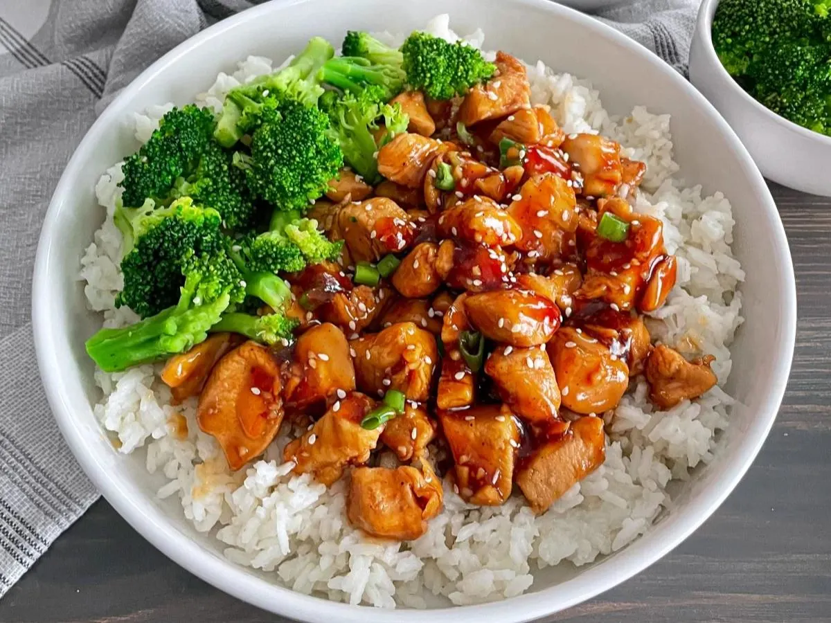 Spicy Chicken Teriyaki With Brown Rice and Veggies