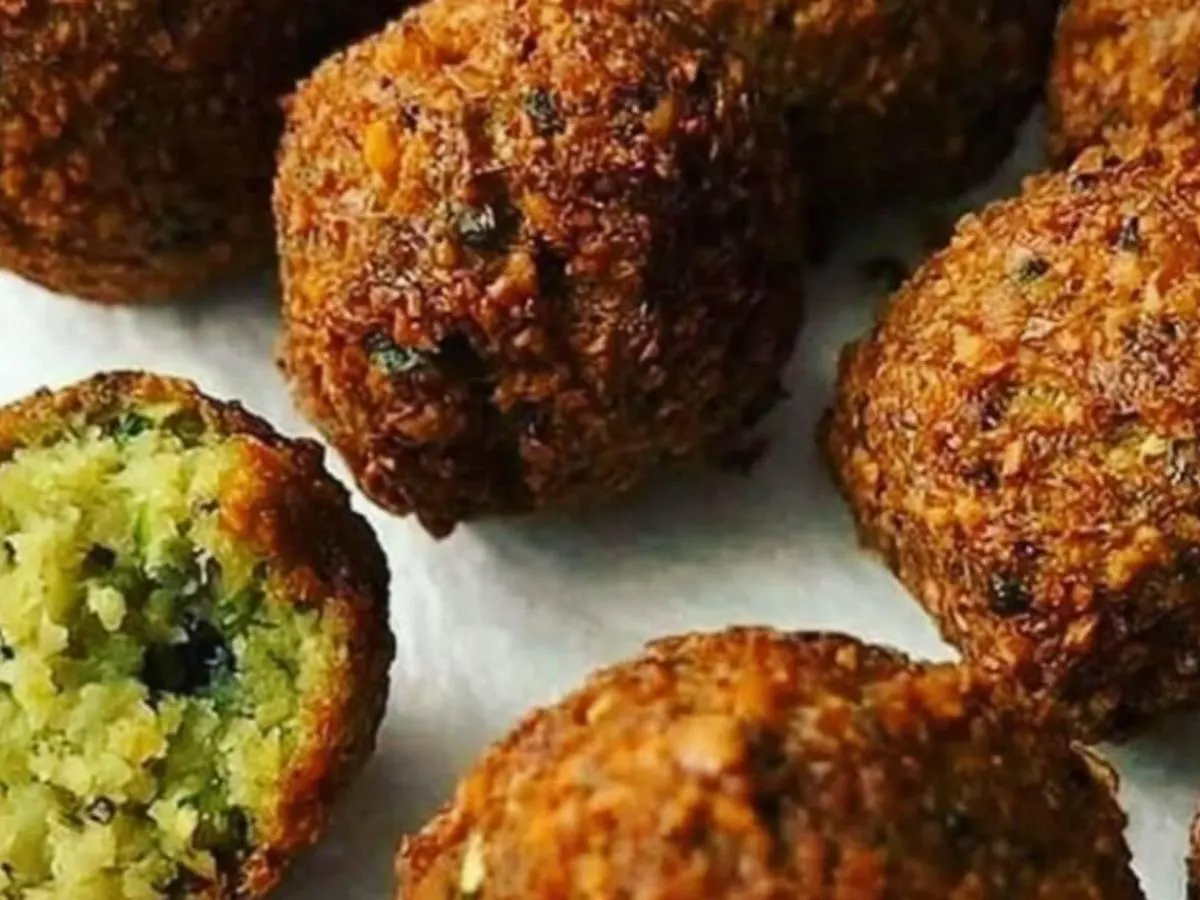 Falafel Balls (Vegan) Falafel Balls (Vegan)