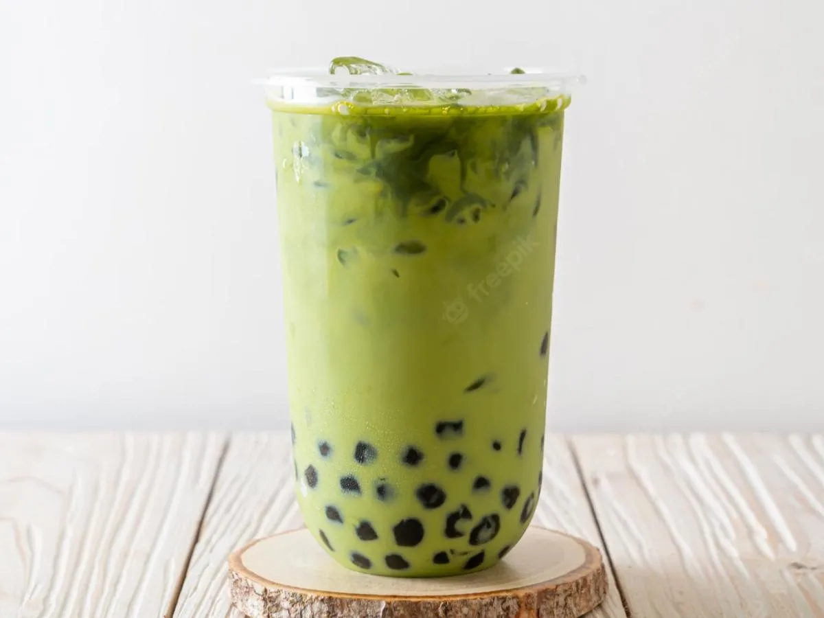 Jasmine Green Milk Tea with Boba [Half Sweet]