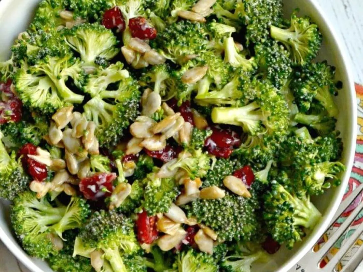 Vegetarian Broccoli Salad