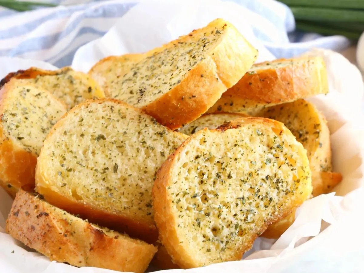 Side of Garlic Bread Side of Garlic Bread