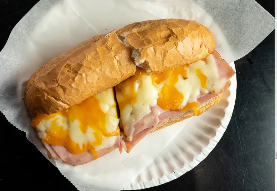 GF Egg, Cheese and Turkey "Ham" Wrap Box GF Egg, Cheese and Turkey "Ham" Wrap Box