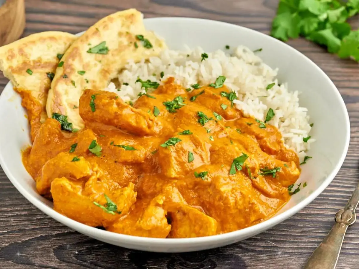 Butter Chicken and Basmati Rice with Garlic Naan and Mixed Veggies Butter Chicken and Basmati Rice with Garlic Naan and Mixed Veggies