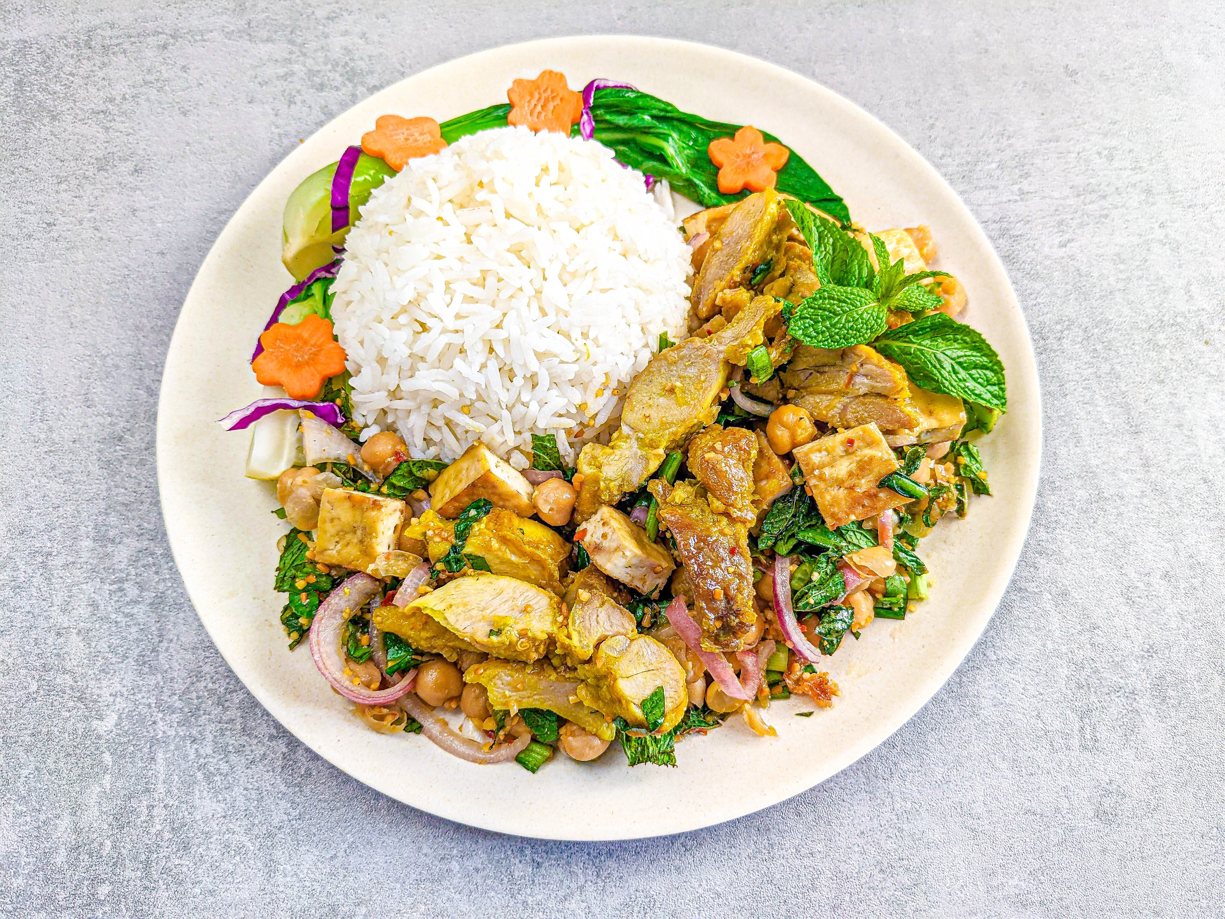 Larb Turmeric Chicken with Rice