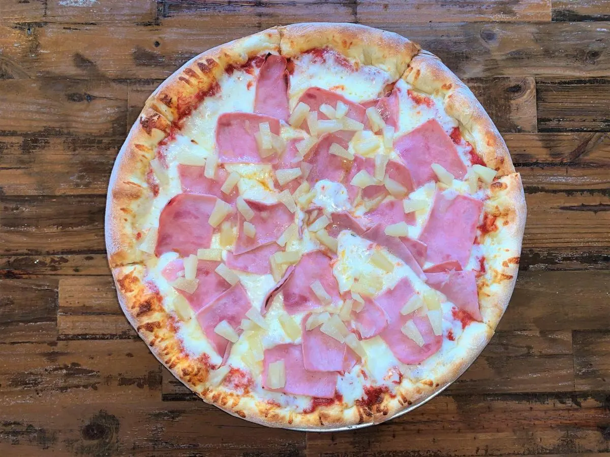 Medium Gluten-Free Aloha Pizza Medium Gluten-Free Aloha Pizza