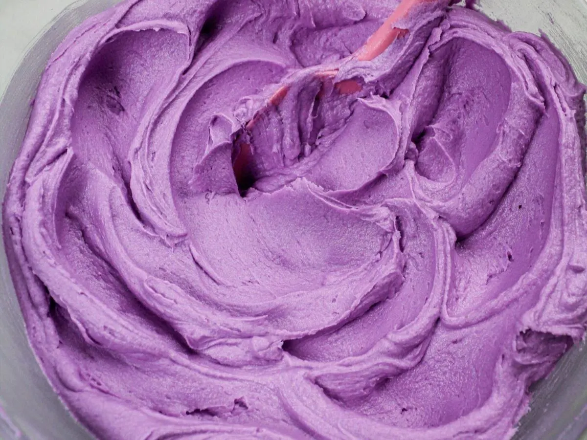 Purple Vanilla Frosting Purple Vanilla Frosting