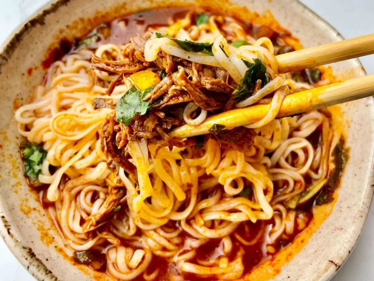 Birria Ramen [18 oz]