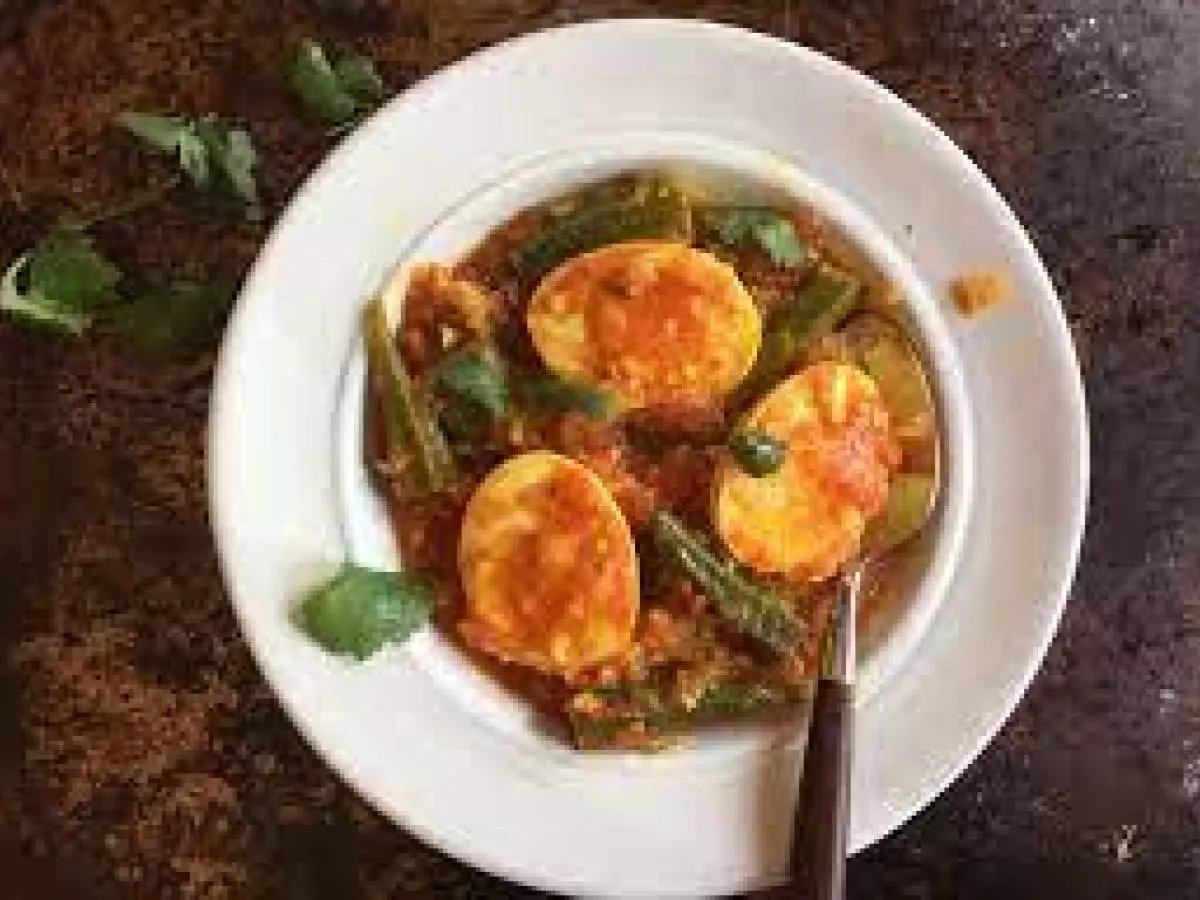 Egg and Okra Curry Egg and Okra Curry