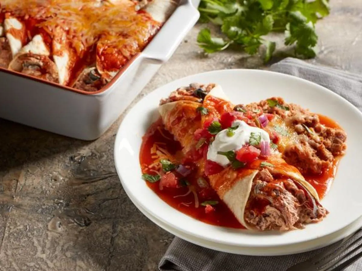 Carnitas Red Enchiladas with Rice and Black Beans Carnitas Red Enchiladas with Rice and Black Beans