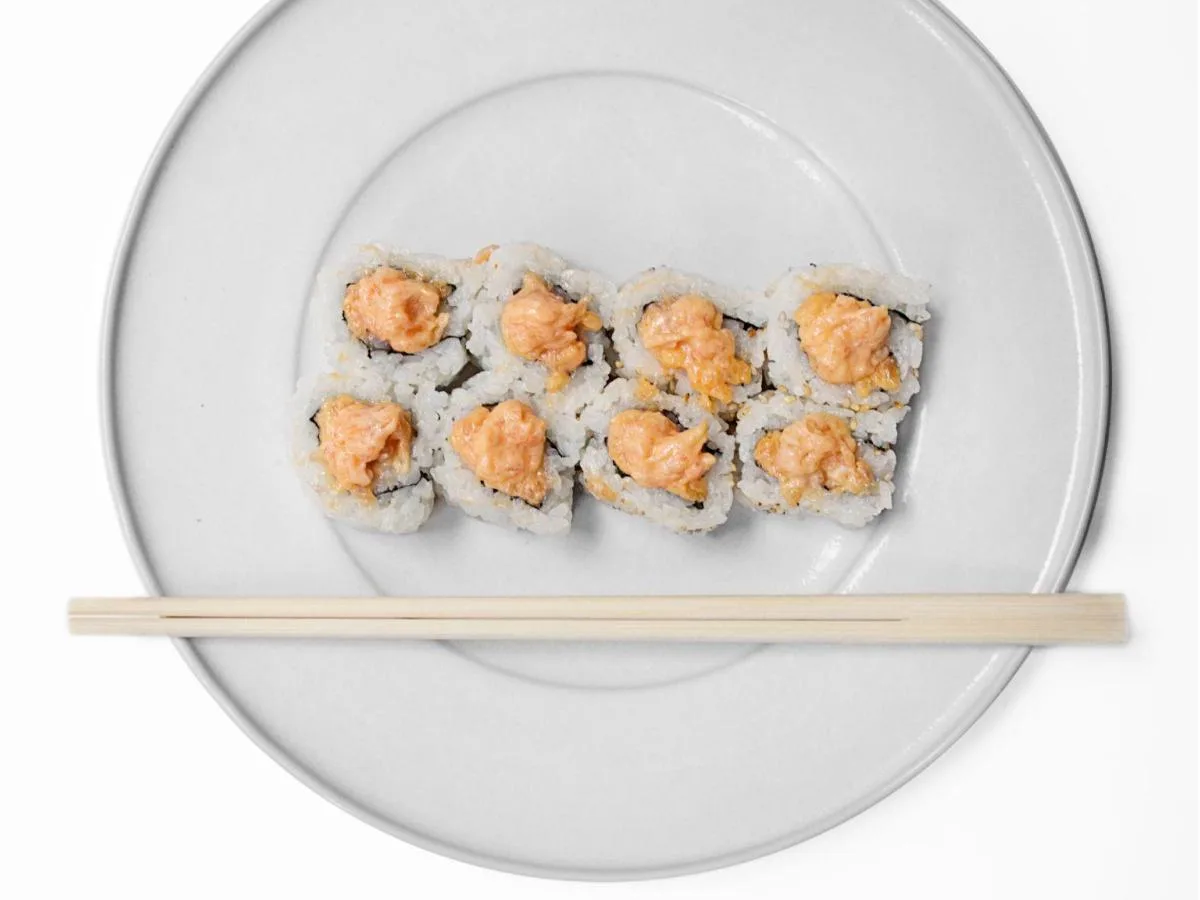 Spicy Salmon Roll Spicy Salmon Roll