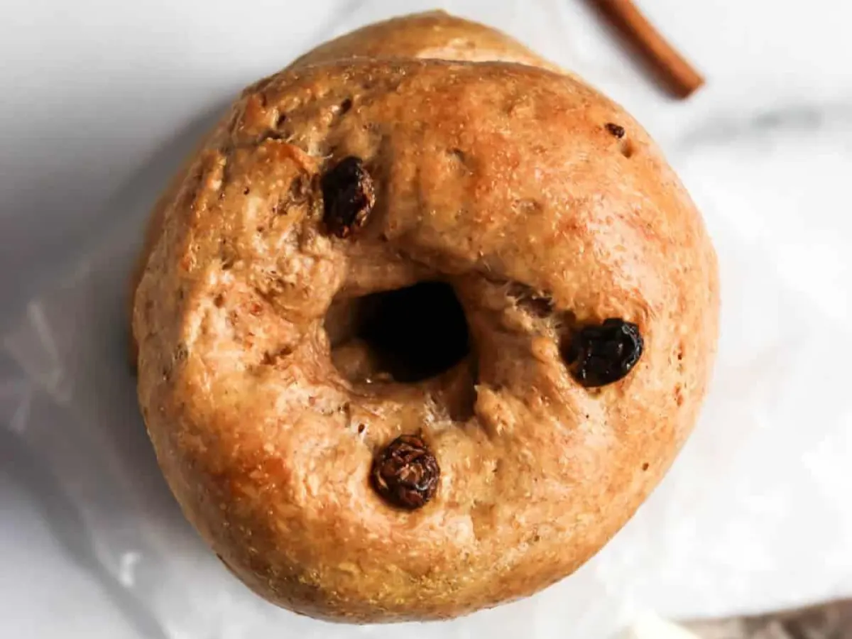 Cinnamon Raisin Bagel Cinnamon Raisin Bagel