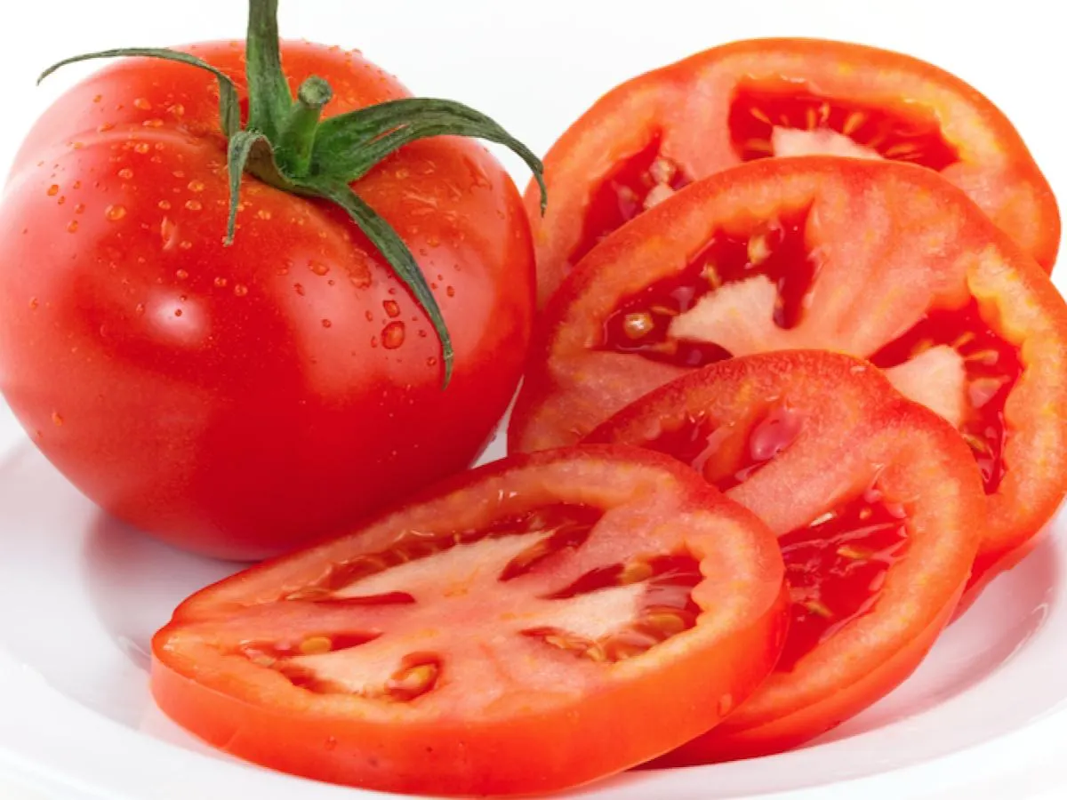 Tomatoes Tomatoes