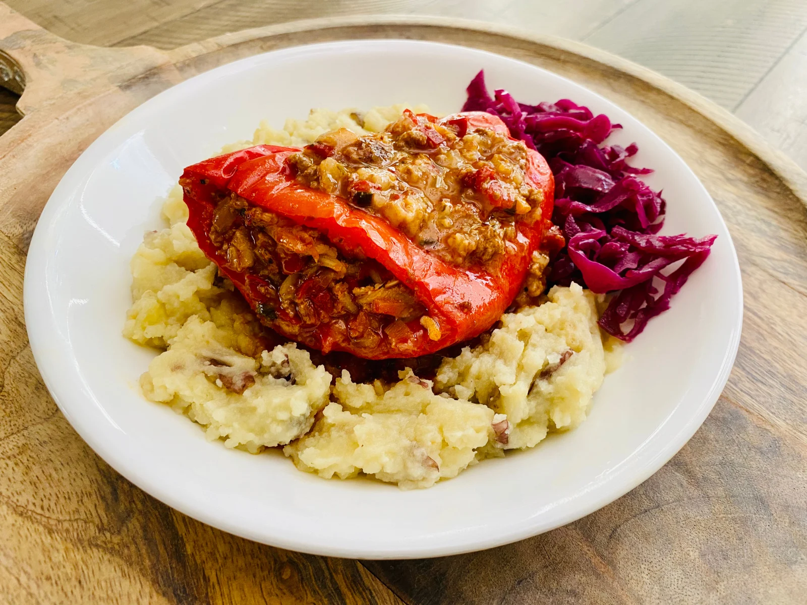 Halal Punjene Paprike (Beef Stuffed Peppers) Halal Punjene Paprike (Beef Stuffed Peppers)