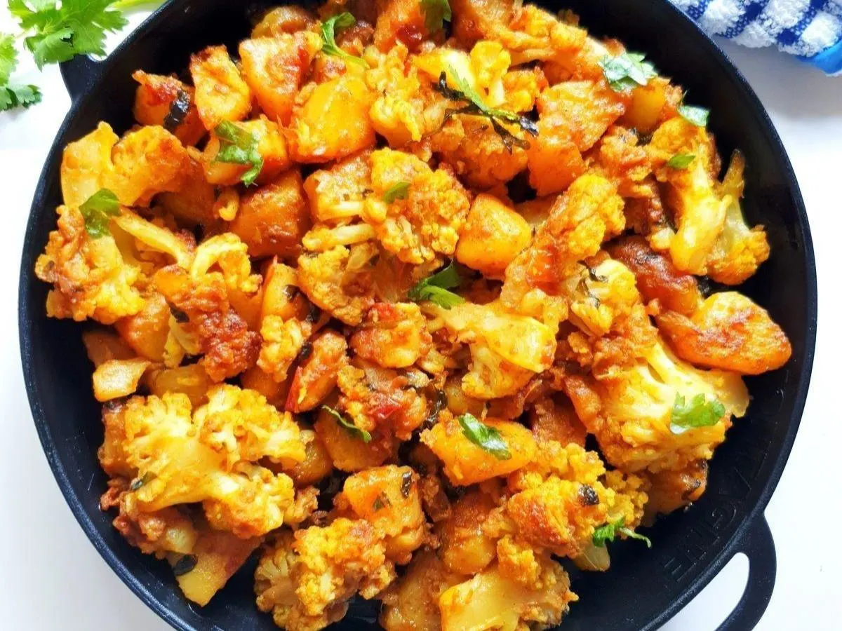 Aloo Gobhi Aloo Gobhi