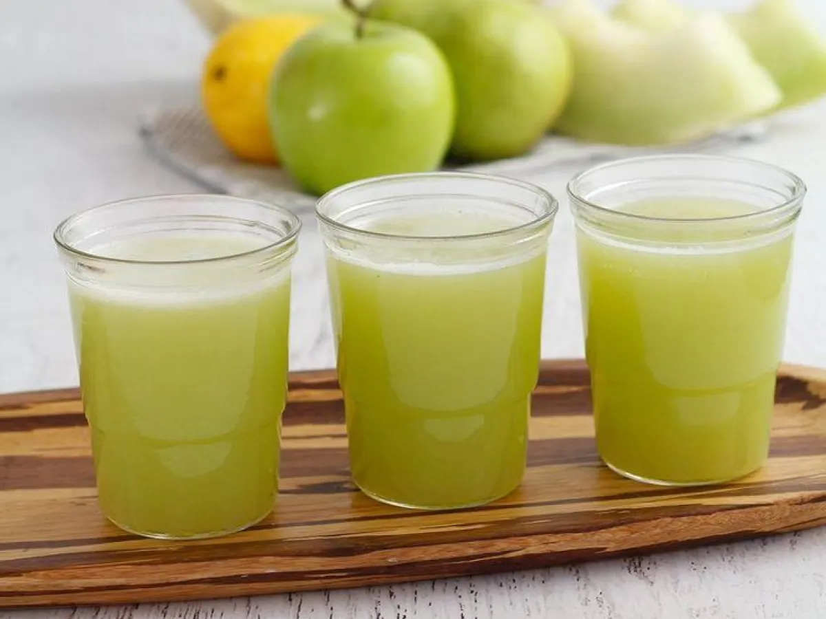 Fresh Squeezed Honey Dew Melon Juice Fresh Squeezed Honey Dew Melon Juice