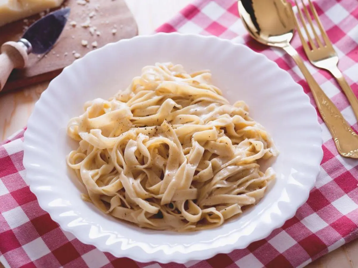 Fettuccine Alfredo Fettuccine Alfredo