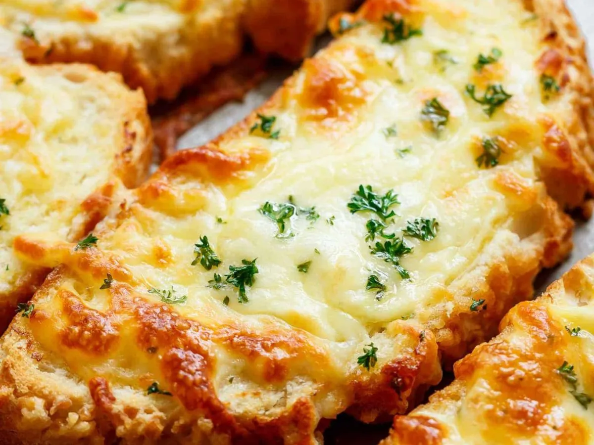 Garlic Cheese Bread