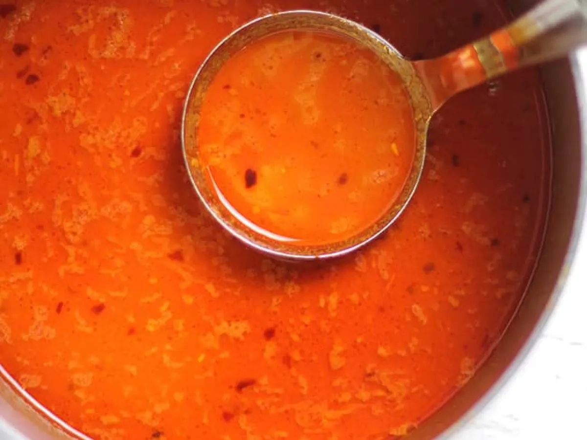 ESSENTIALS BYO - Red Curry