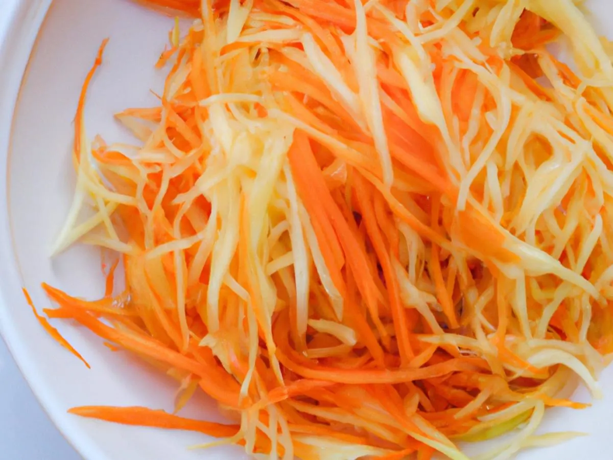 NoodleBar by Srasa - Papaya Salad