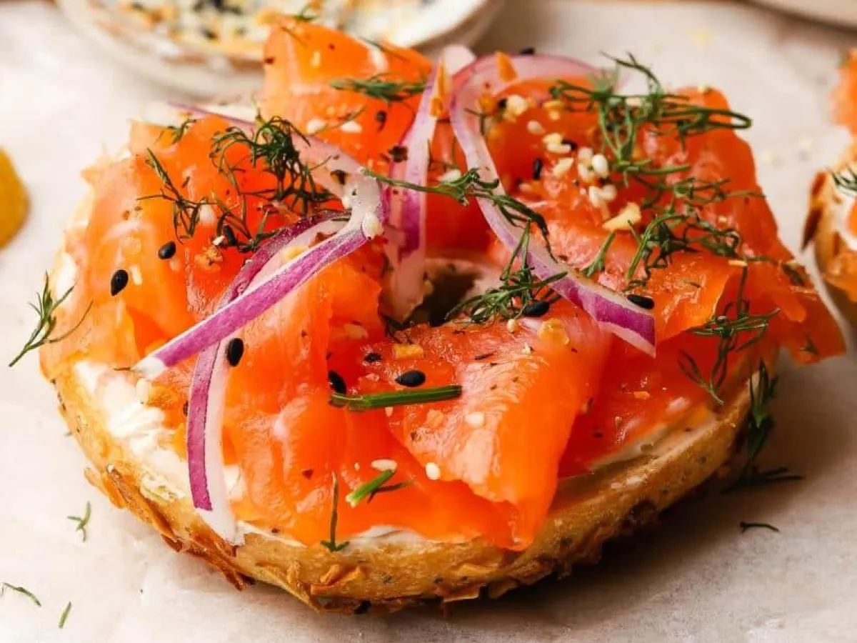 Gravlax Lox (slices) Gravlax Lox (slices)