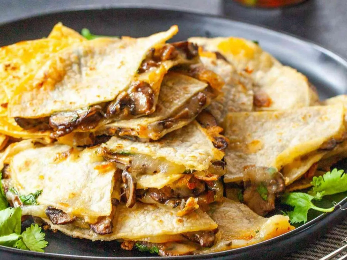 Mozzarella and Mushroom Quesadilla Mozzarella and Mushroom Quesadilla