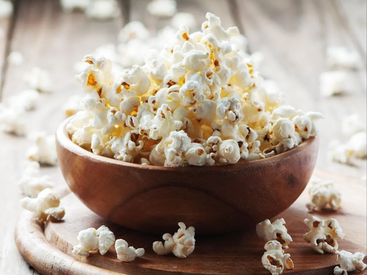 Popcorn with Salt and Pepper Popcorn with Salt and Pepper