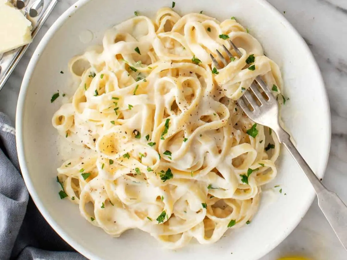 Fettuccini Alfredo