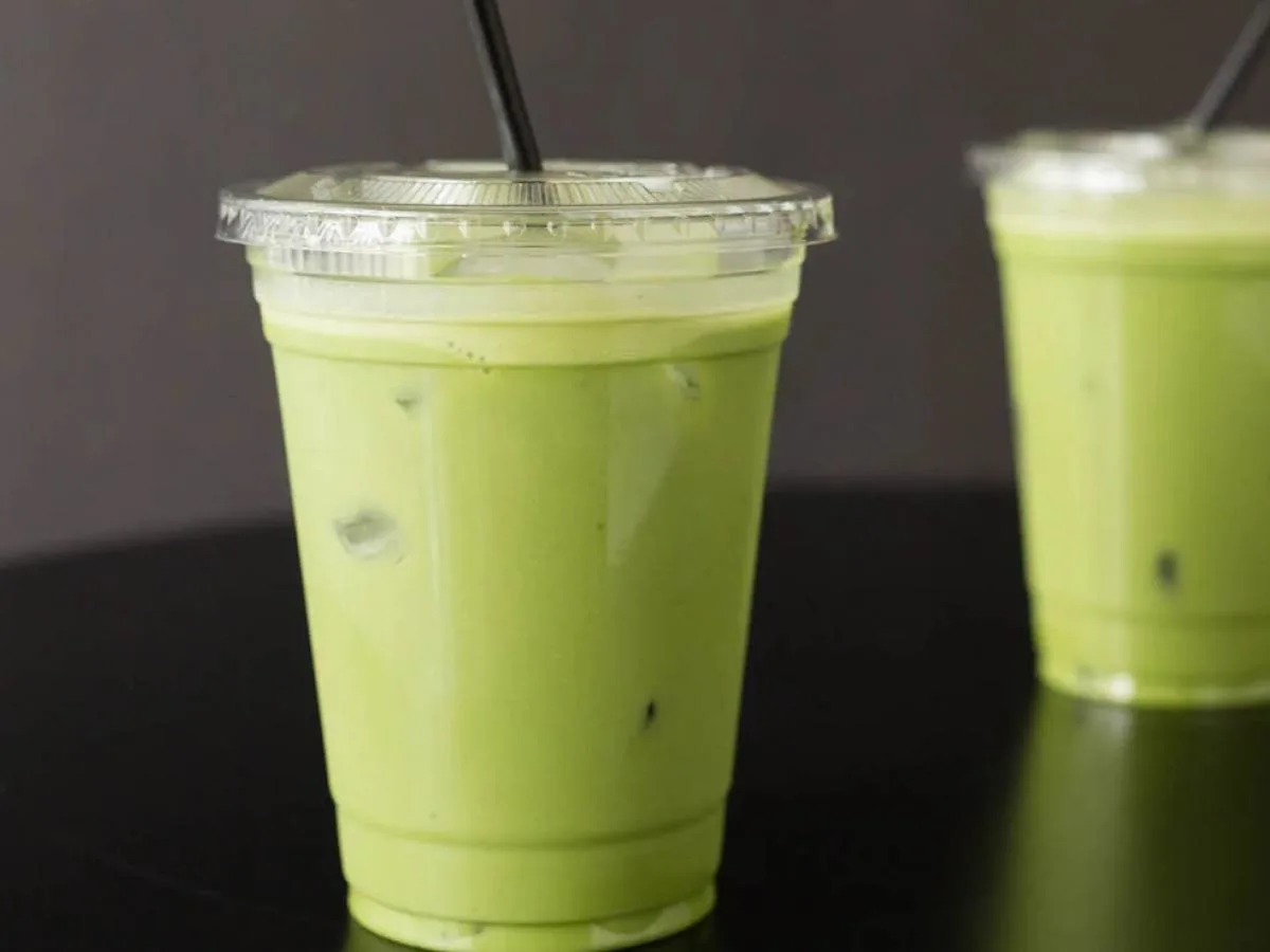 Signature Matche Latte with Lychee Jelly [Half Sweet]