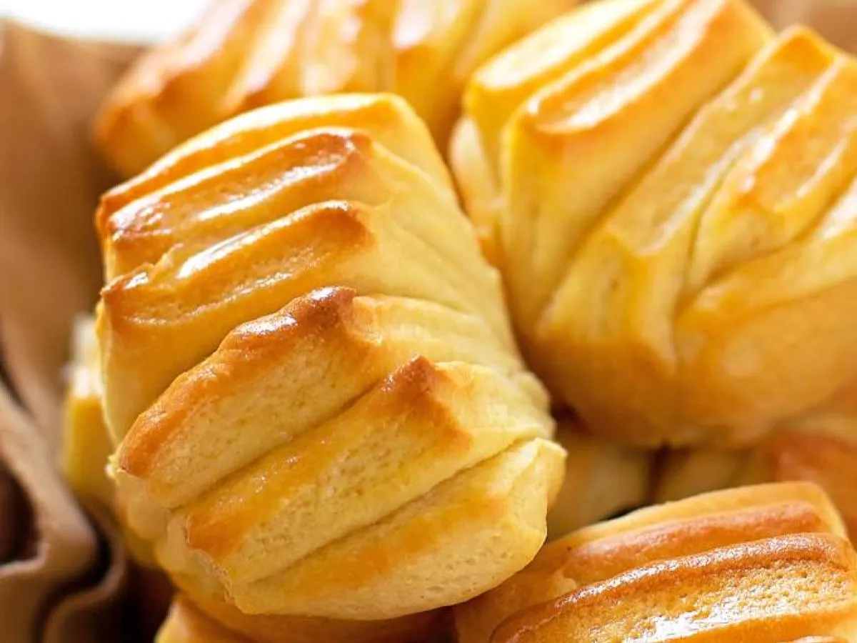 Pain Au Lait Pull-Apart Rolls Pain Au Lait Pull-Apart Rolls