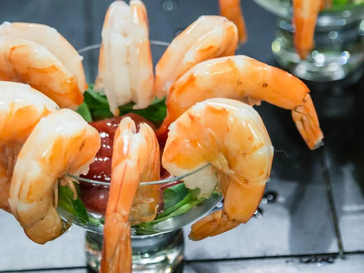 Classic Jumbo Shrimp Cocktail Classic Jumbo Shrimp Cocktail