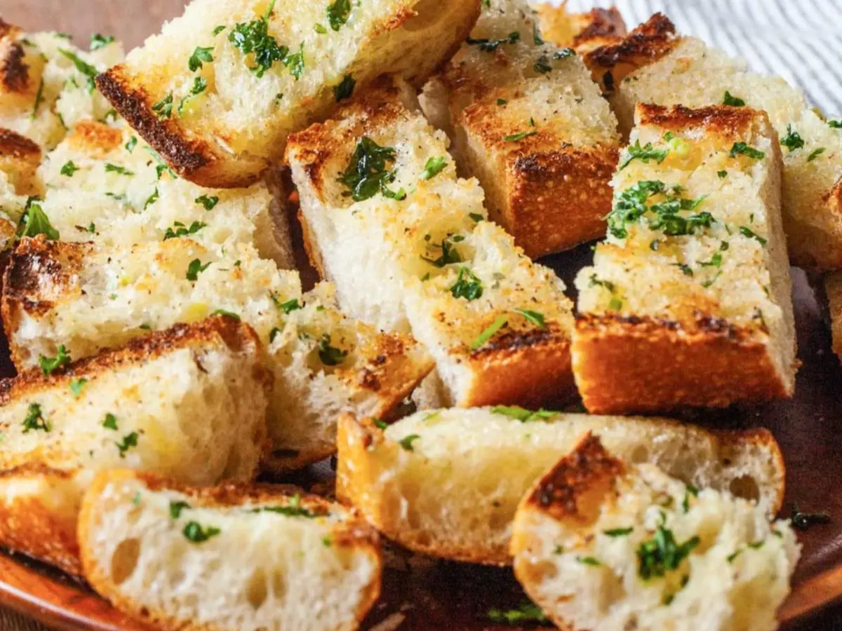Garlic Bread Garlic Bread
