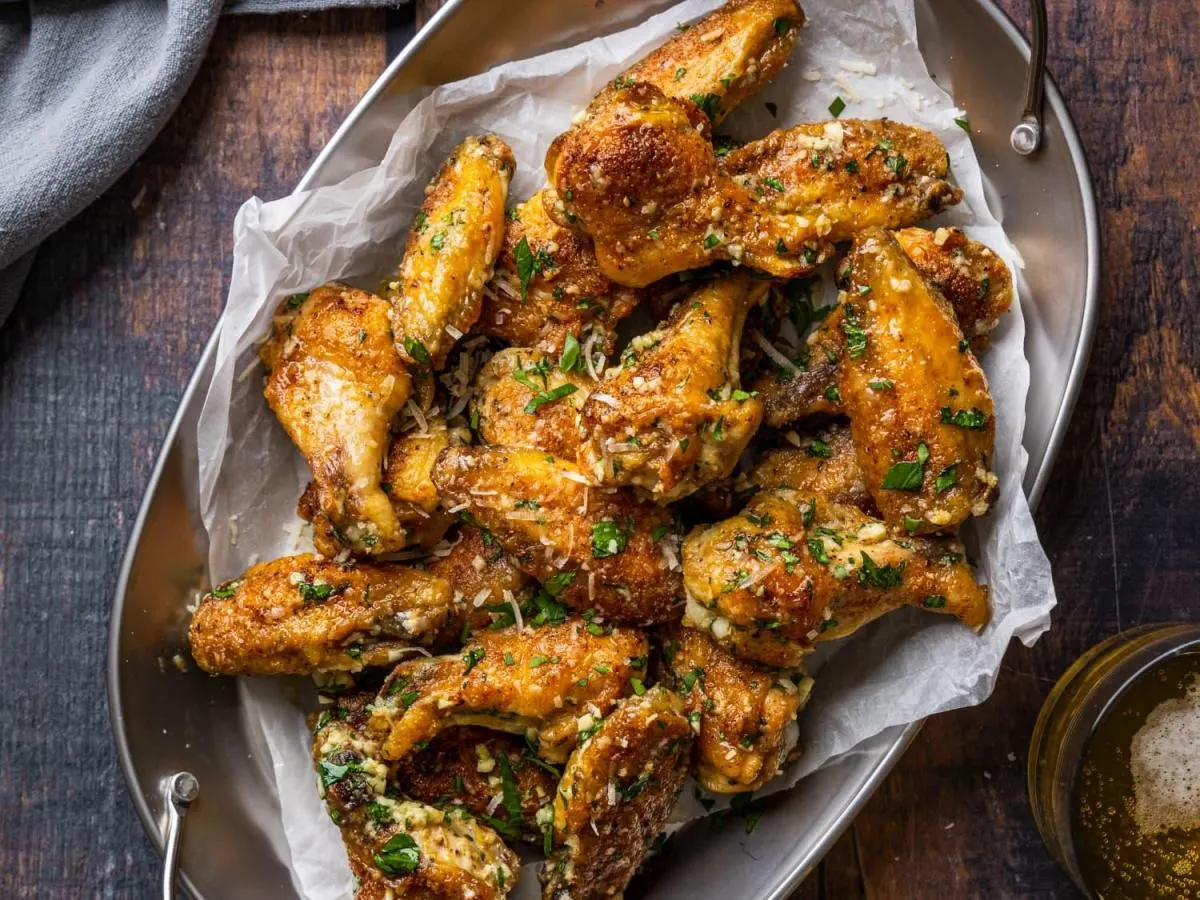 120 Garlic Parm Bone-In Wings 120 Garlic Parm Bone-In Wings