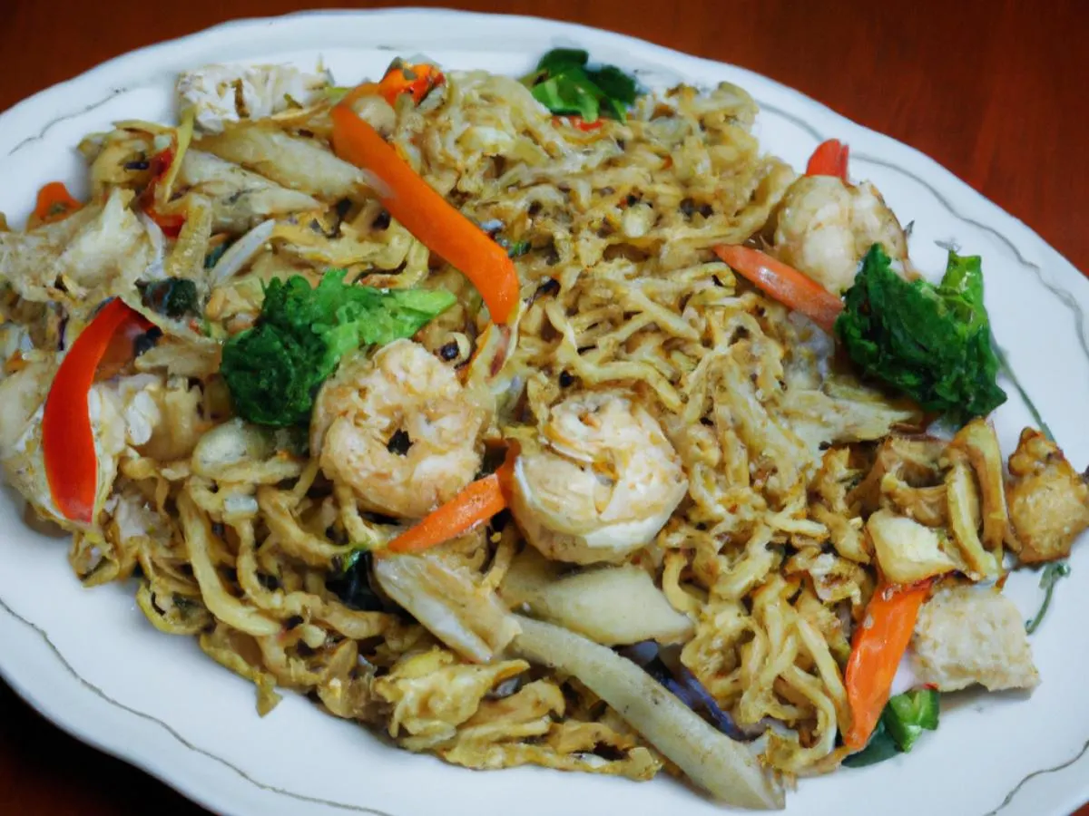 Halal Mixed Lo Mein Halal Mixed Lo Mein