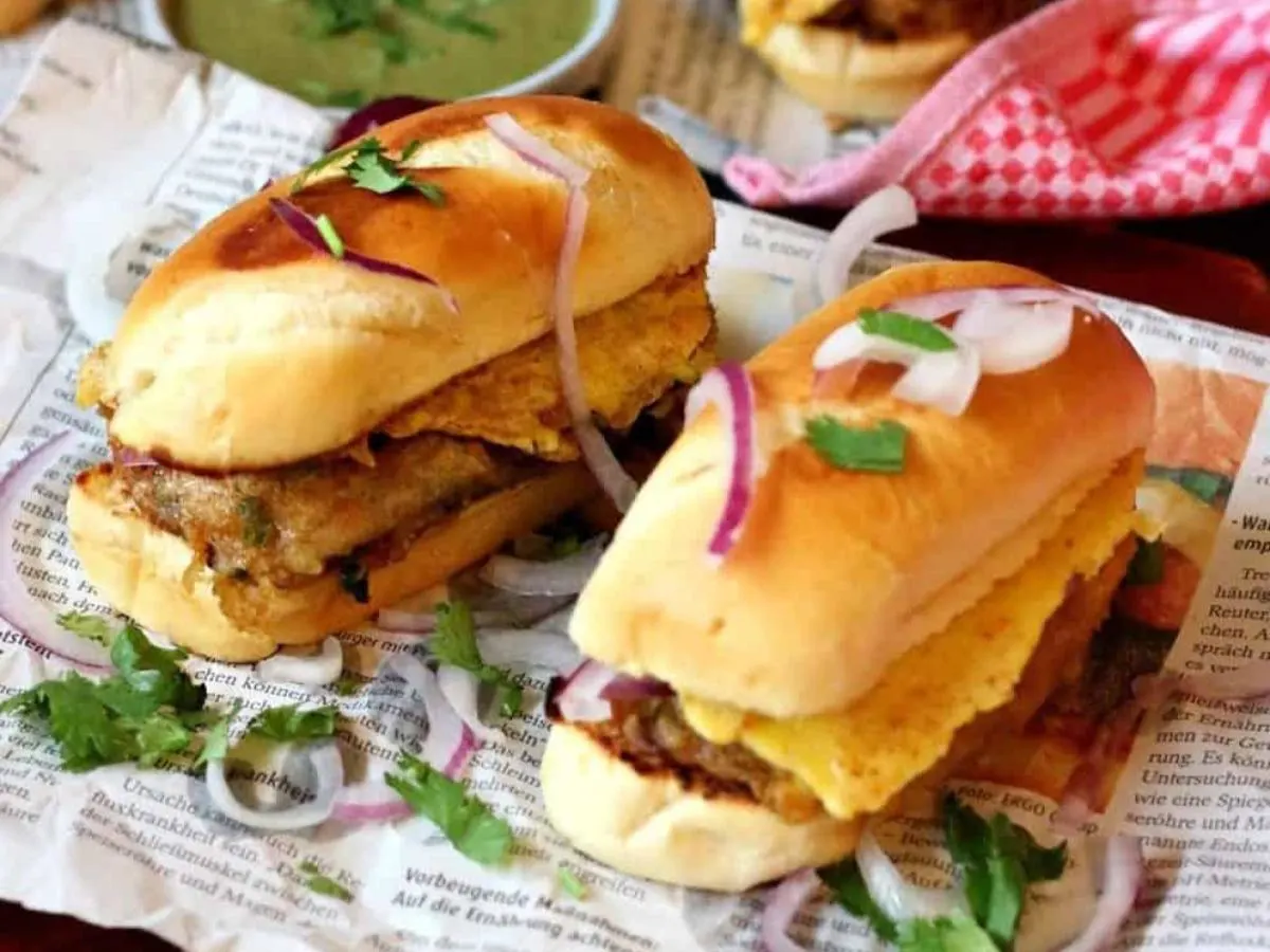 Veggie Bun Kabab (Half Sandwich)