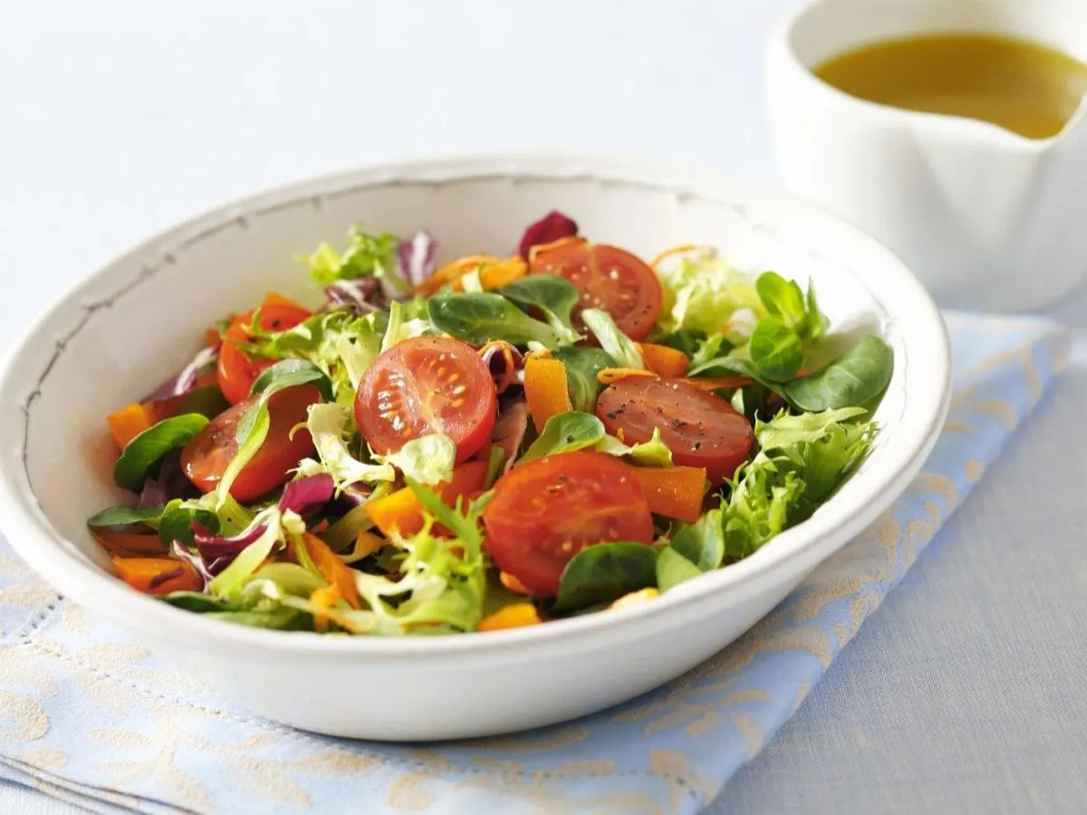 Side House Salad With Italian Side House Salad With Italian