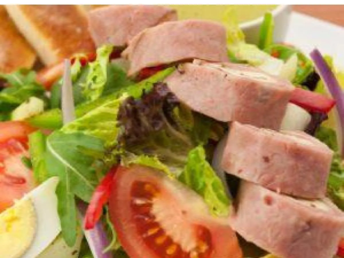 Entree Chef Salad with Ranch Dressing Entree Chef Salad with Ranch Dressing