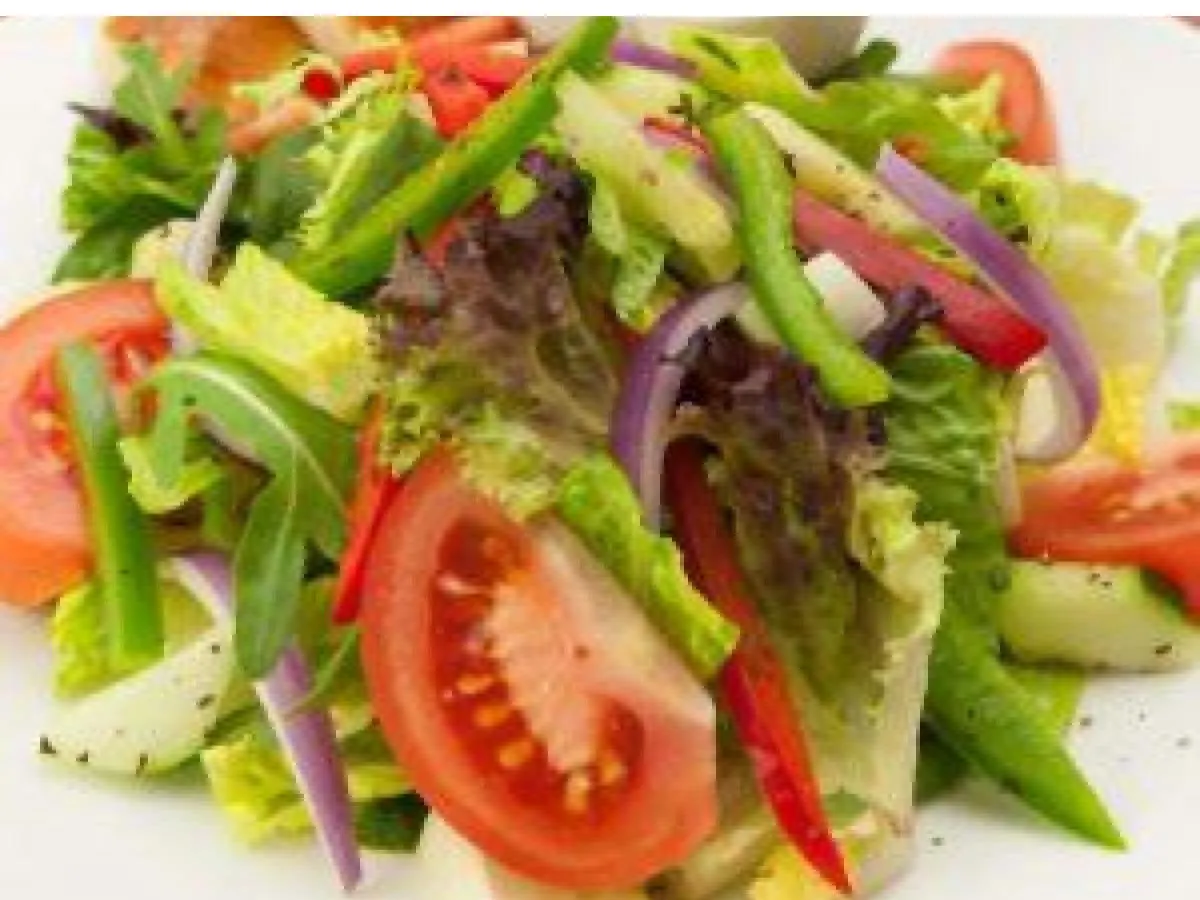 Entree House Salad with Ranch Dressing Entree House Salad with Ranch Dressing