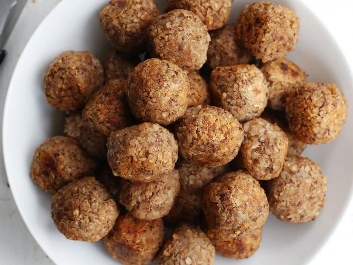 Vegan Impossible Meatballs Vegan Impossible Meatballs