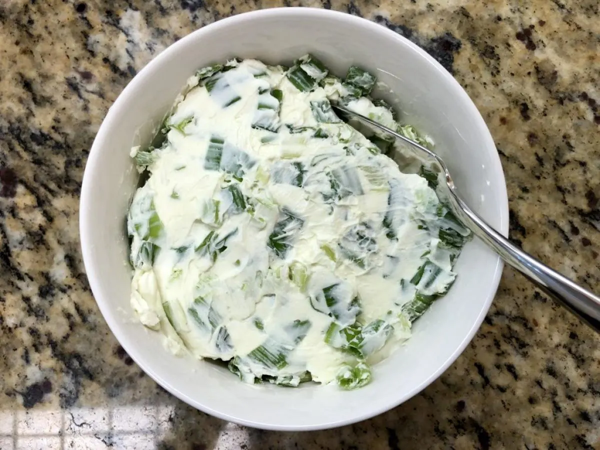 Za'atar Scallion Cream Cheese Za'atar Scallion Cream Cheese
