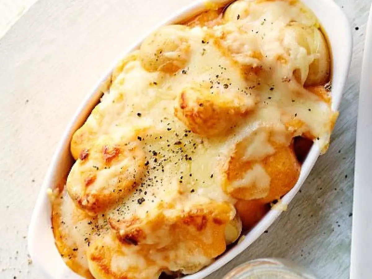 Cheesy Potatoes Cheesy Potatoes