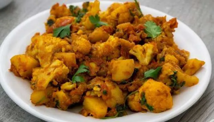 Small Aloo Gobi