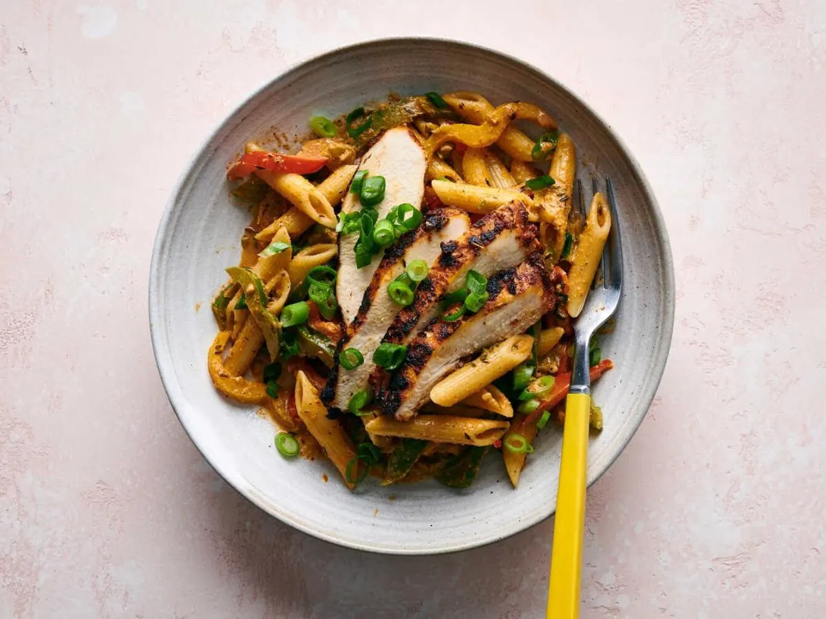 Jamaican Jerk Chicken Madaccini Pasta with Tomato Sauce