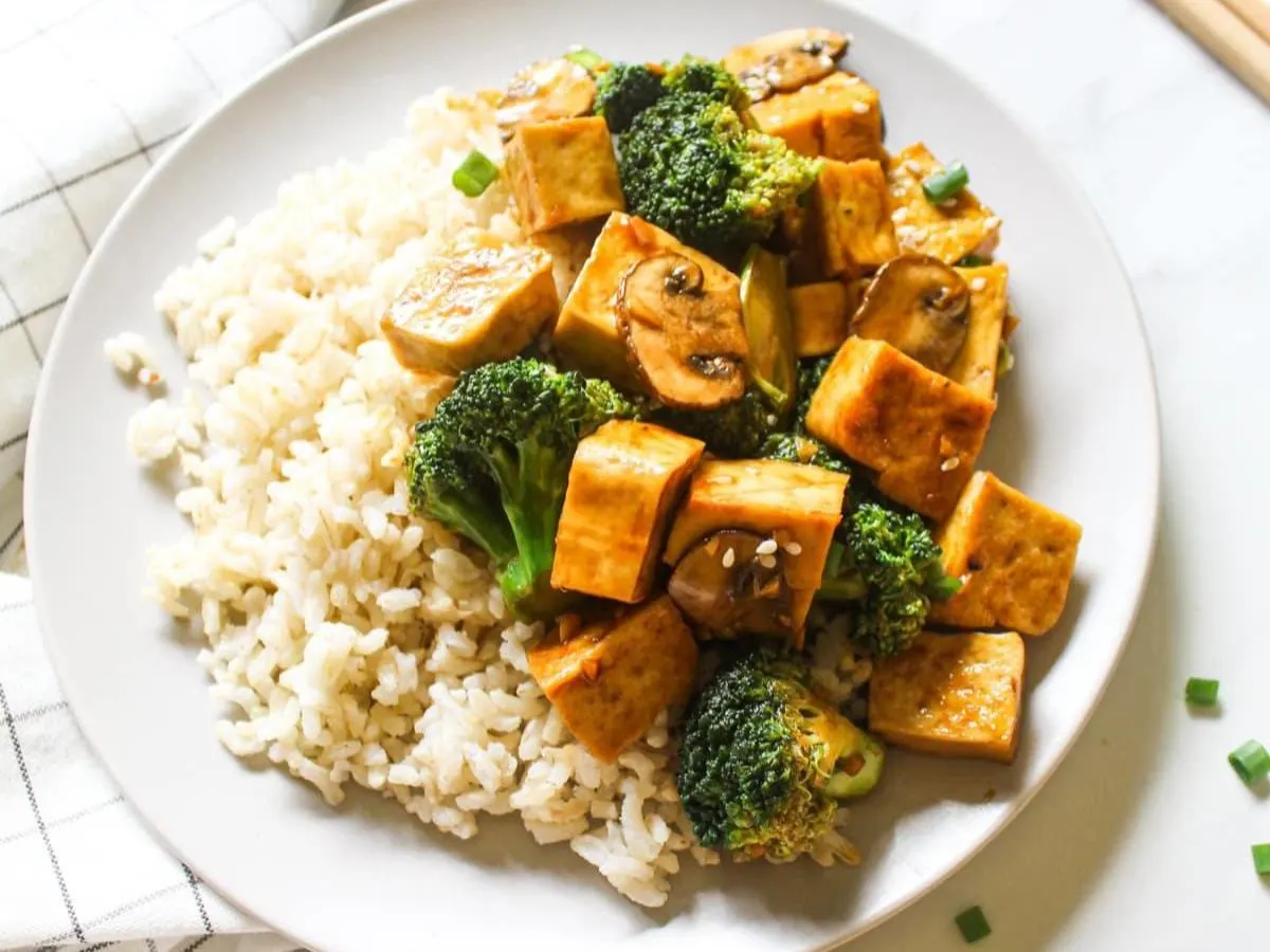 Vegan Stir Fried Tofu & Mushroom Ragout with Jasmine Rice & Roasted Broccoli Vegan Stir Fried Tofu & Mushroom Ragout with Jasmine Rice & Roasted Broccoli