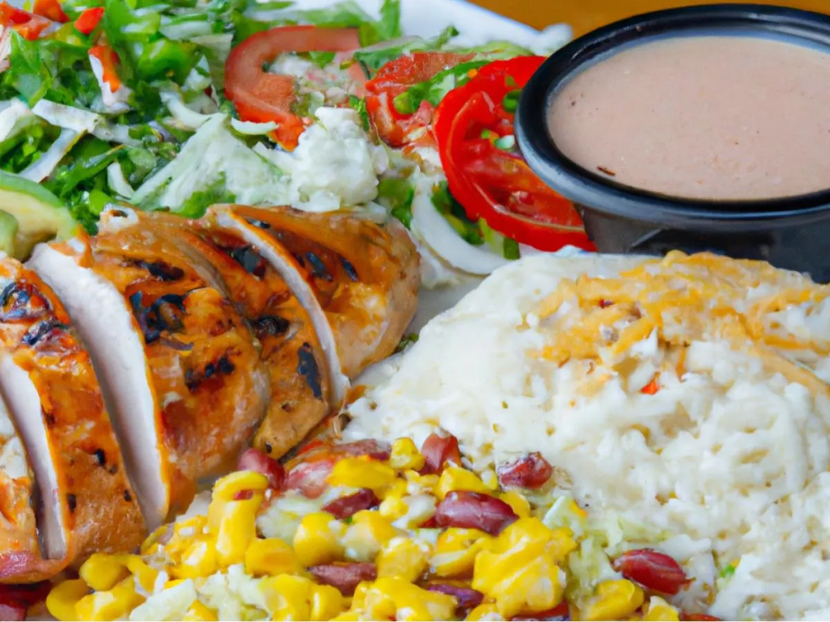 Chicken and Pinto Bean Lunch Bowl Chicken and Pinto Bean Lunch Bowl