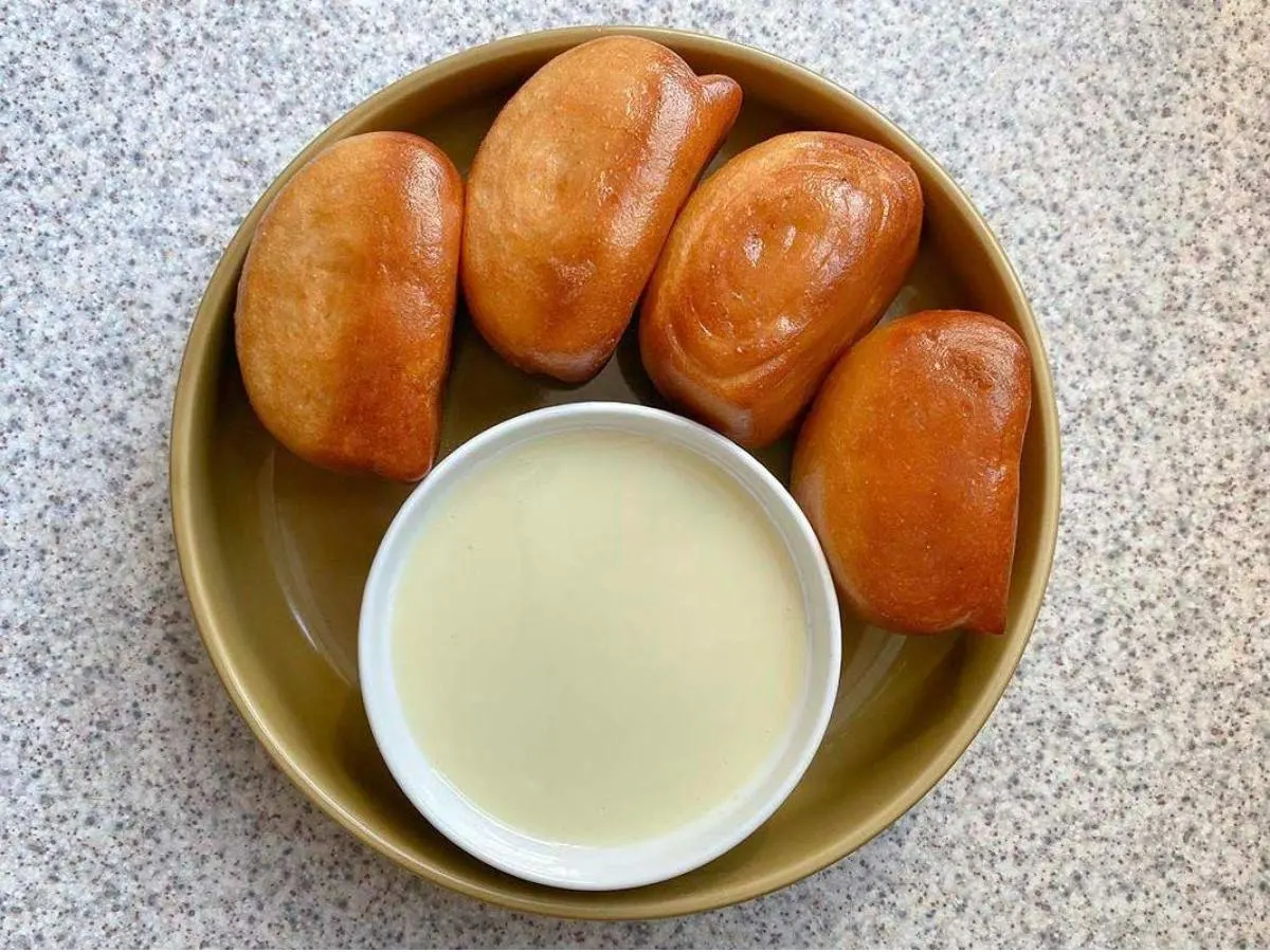 Deep Fried Golden Bun with Condensed Milk Deep Fried Golden Bun with Condensed Milk