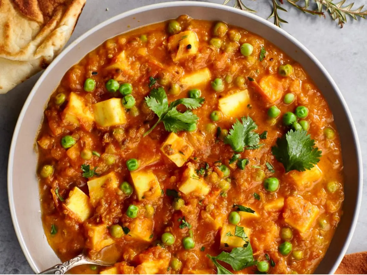 Mutter Paneer (Mild)