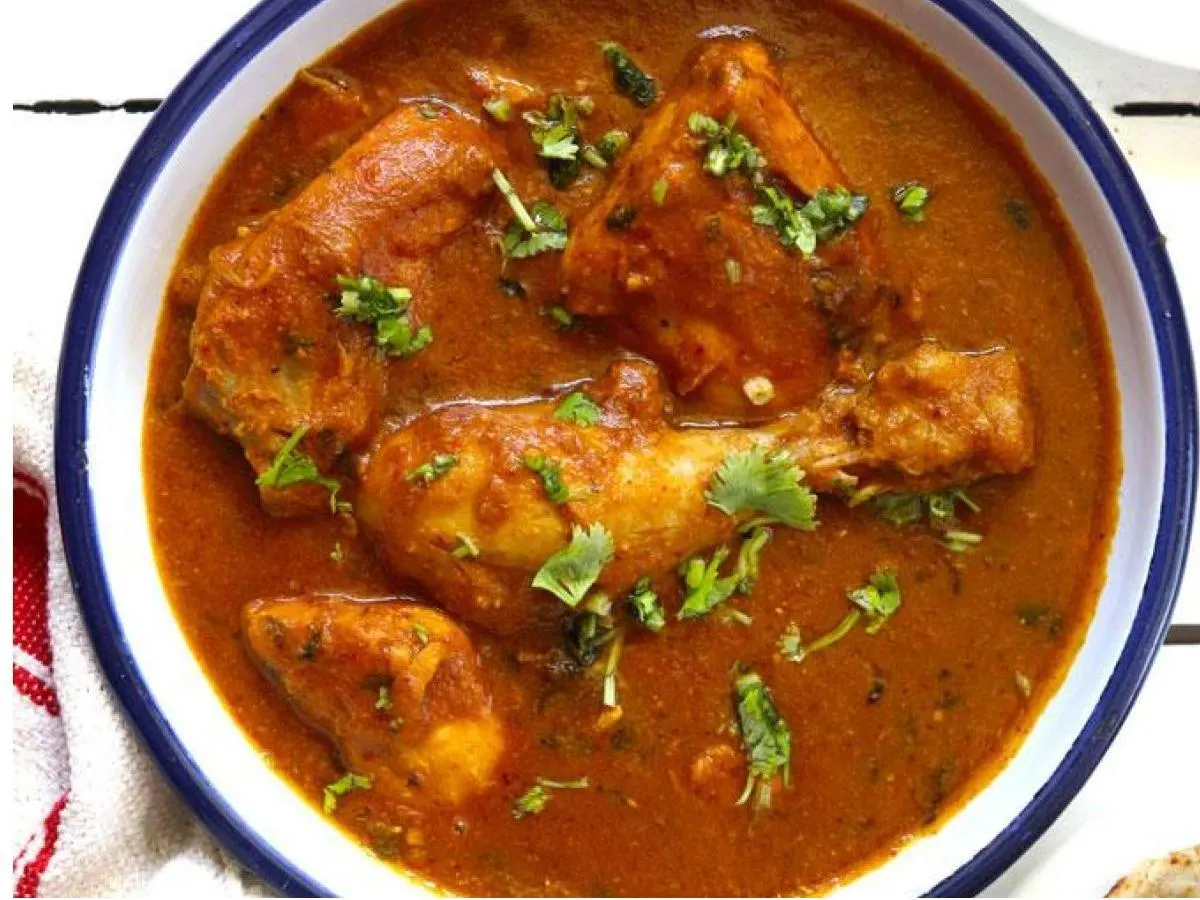Curry Chicken (Bone In) Curry Chicken (Bone In)