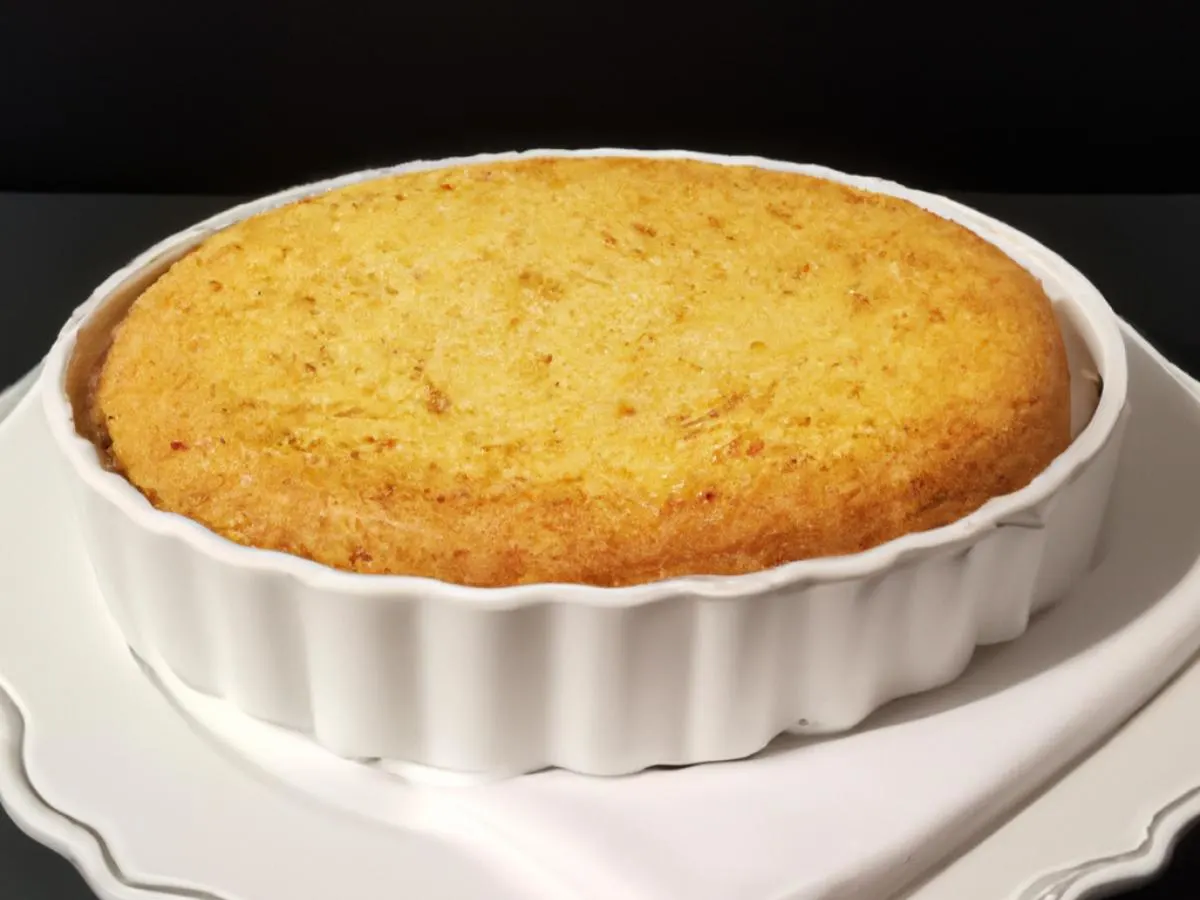 Cheddar Cheese Grits Cake